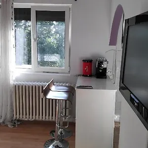  Apartment Mexonia