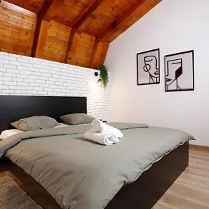  Apartament One